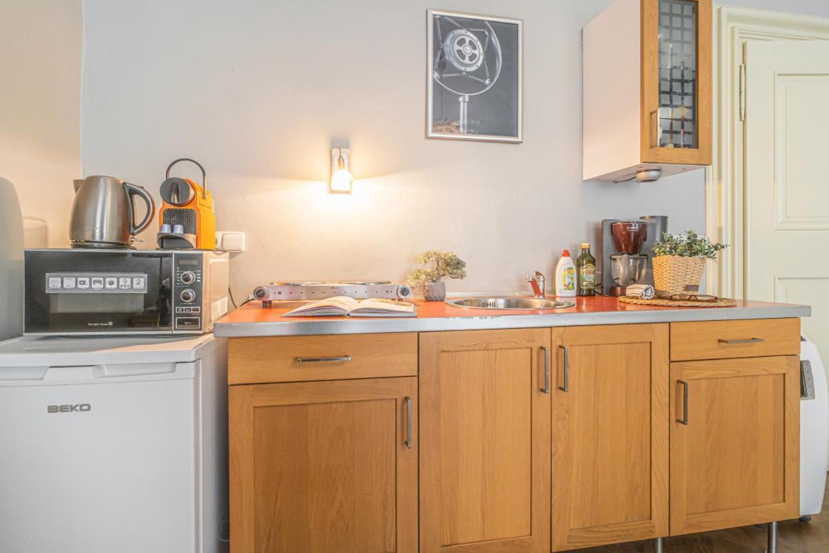 Bright Studio Close To Charles Bridge And Prague Castle Apartamento Exterior foto