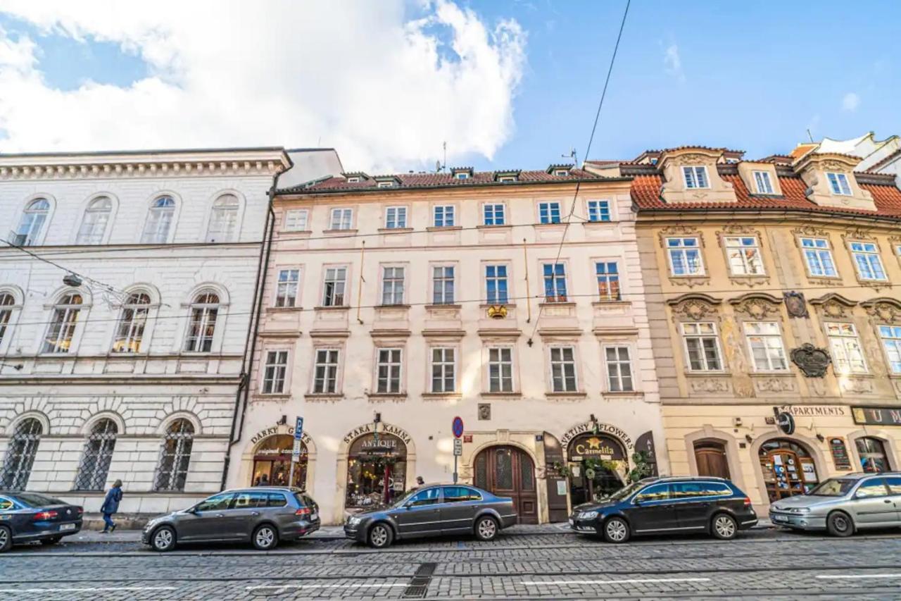 Bright Studio Close To Charles Bridge And Prague Castle Apartamento Exterior foto